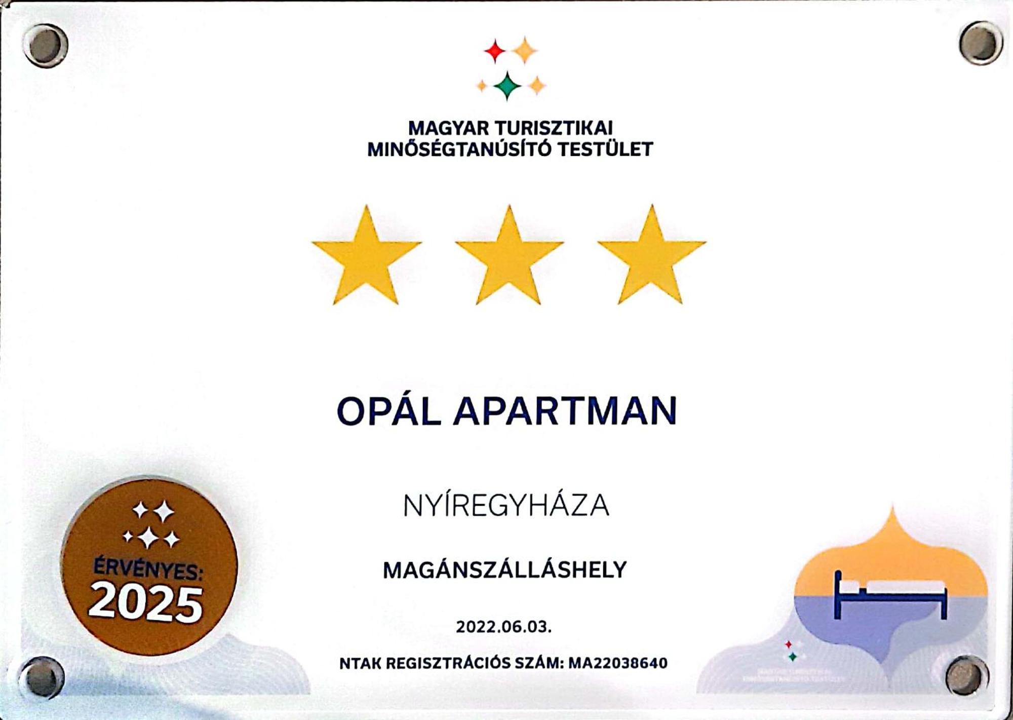 Apartamento Opál Apartman Nyíregyháza Exterior foto